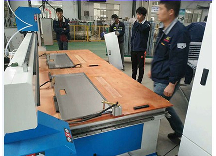 CNC自動化螺柱焊機(jī)